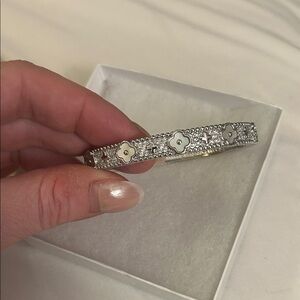 14k White Gold Plated Clover Bracelet with Mother of Pearl Accents